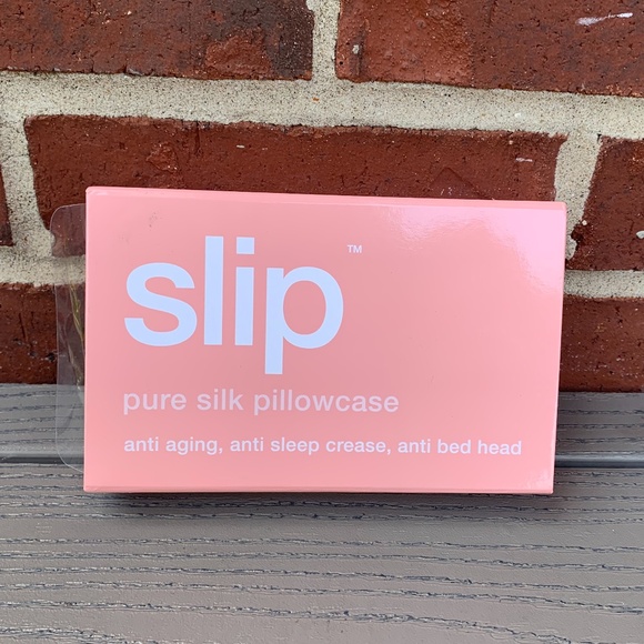 Slip Pure Silk Pillowcase, Queen/Standard Size - Picture 1 of 8